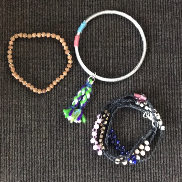 *NWOT FREE PEOPLE Bracelet Set - Picture 3 of 7